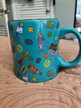 NWOT Toynk Scooby-Doo Sticker Pattern Teal Ceramic Mug